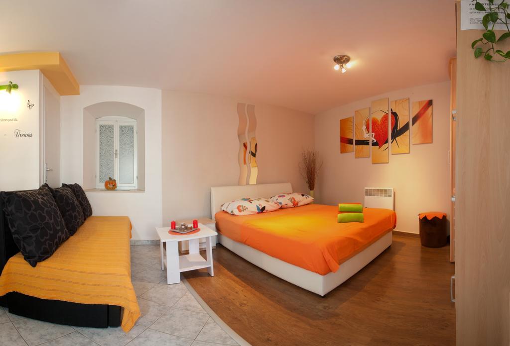Paradise Apartment With Big Sunny Terrace In The Old Town, Few Meters From The Sea & Riva Promenade Split Szoba fotó
