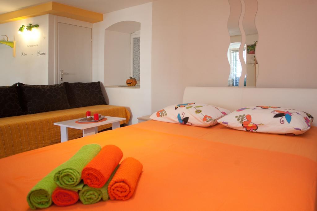 Paradise Apartment With Big Sunny Terrace In The Old Town, Few Meters From The Sea & Riva Promenade Split Szoba fotó